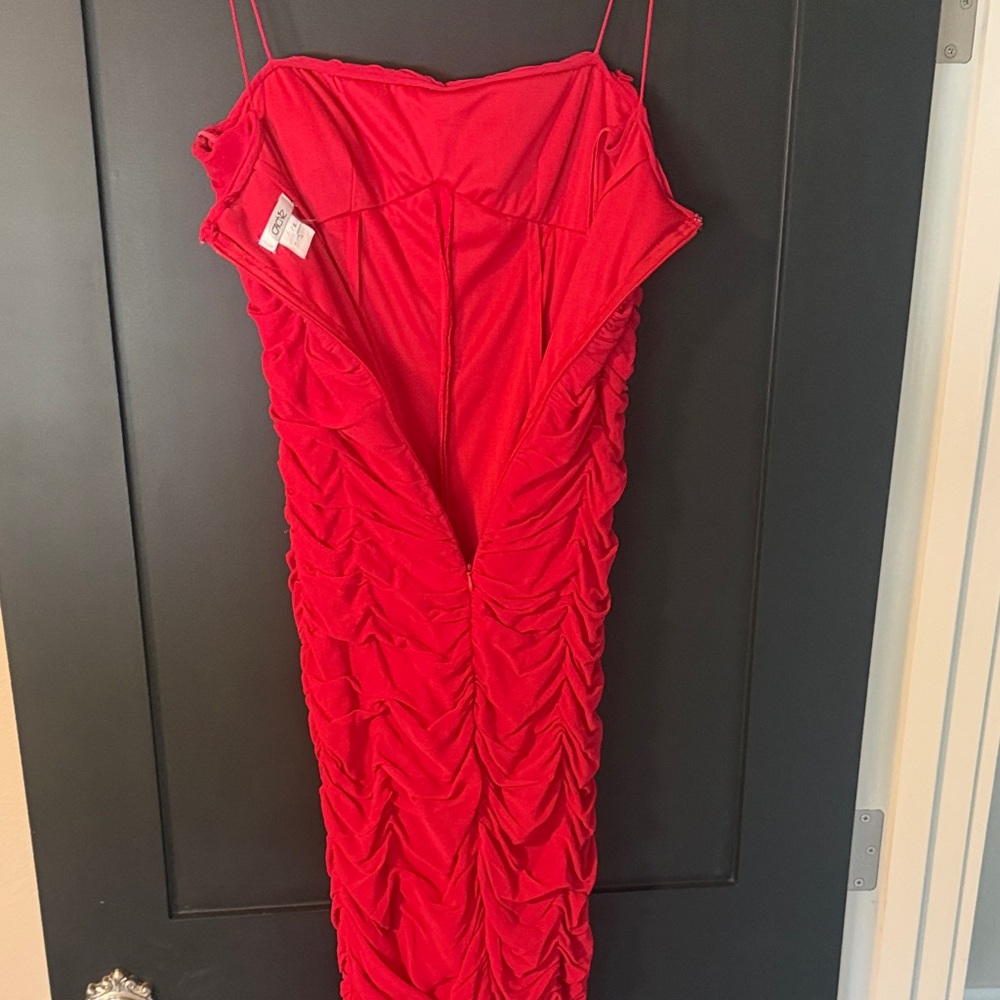 Cache Strapless Red Ruched Dress - Picture 4 of 5